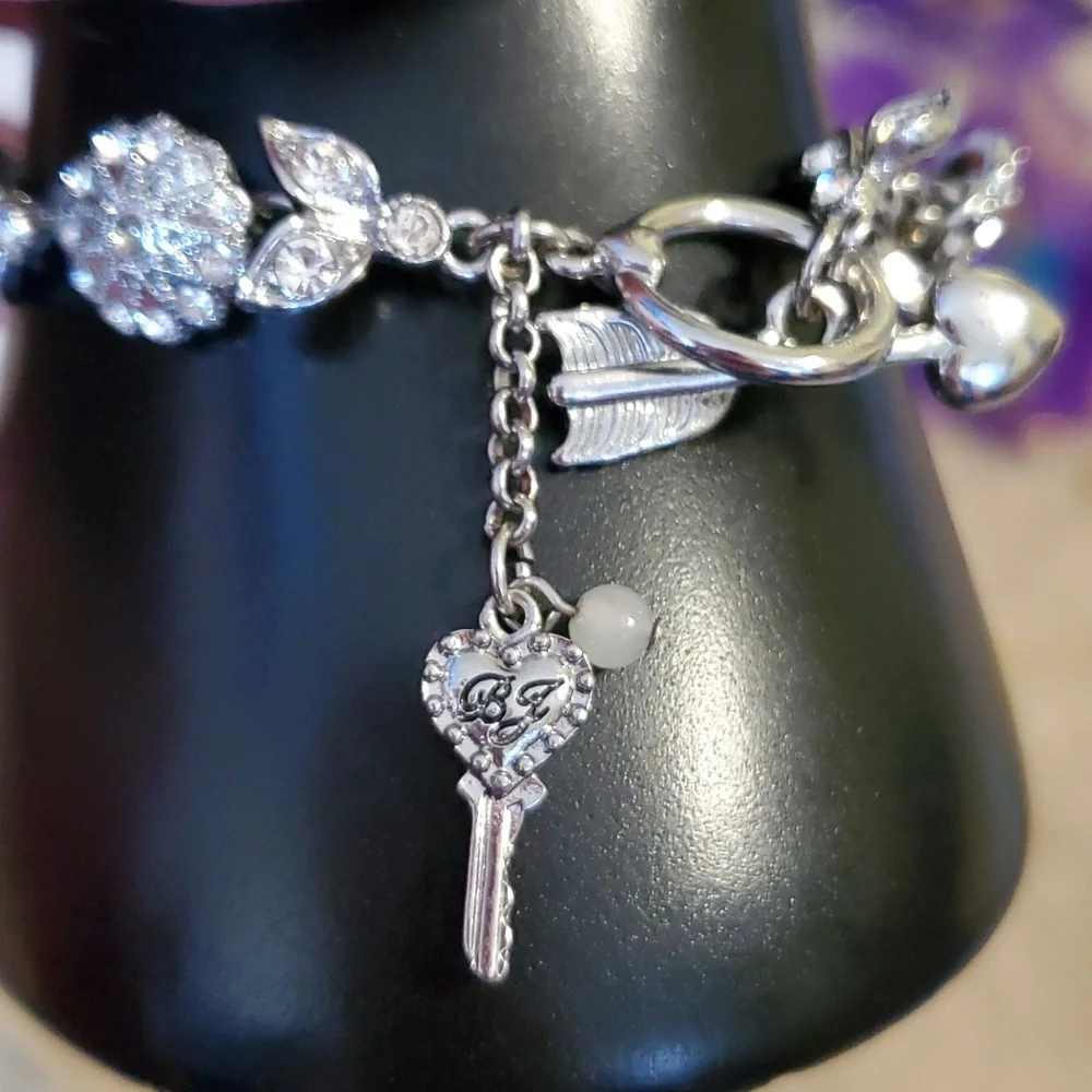 Betsy Johnson bracelet - Picture 3 of 5